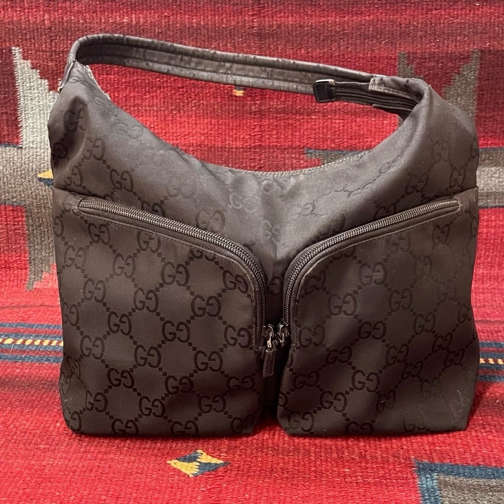 Vintage Gucci Black Nylon and Leather LOGO Large Shoulder Bag